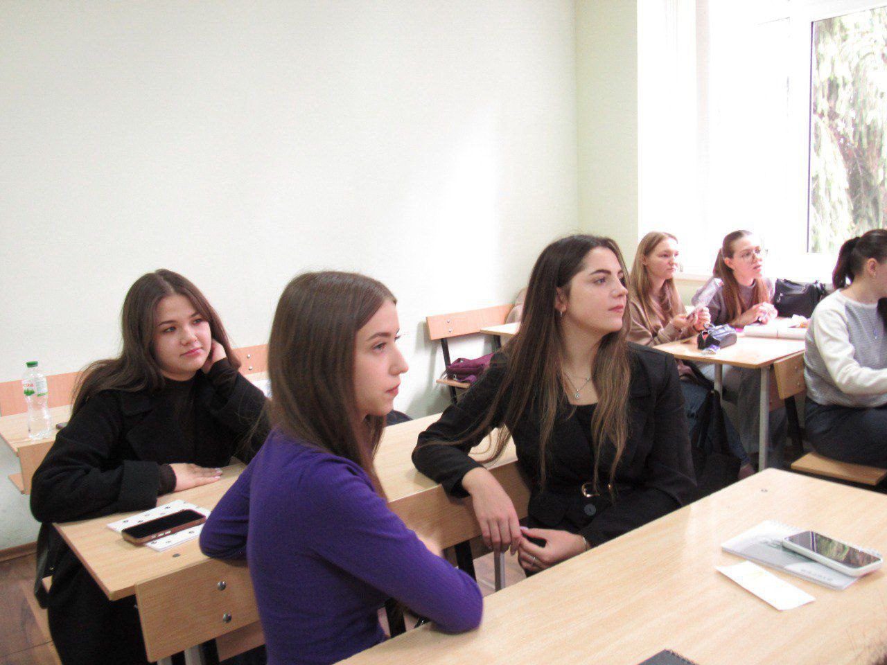 Тернопільські студентки виконують практичні кейси